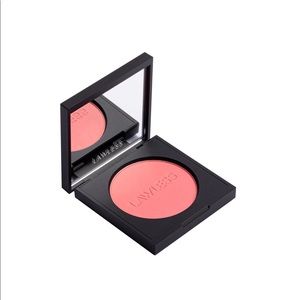 Lawless Velvet Blush in shade Sakura